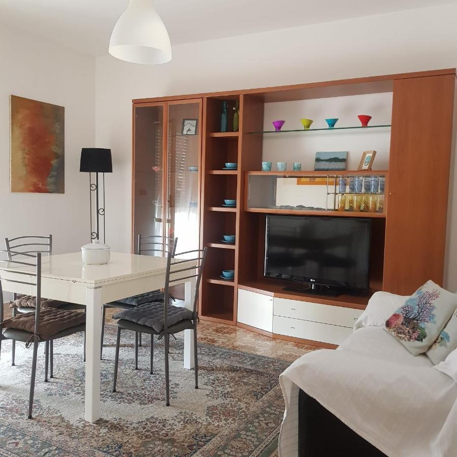 Kennedy Apartment Termoli Eksteriør billede